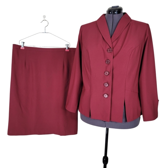 Roamans Skirt Suit Size 18W Maroon Slit Front Slit Cuffs Kick Pleat Pull On New - Picture 1 of 10